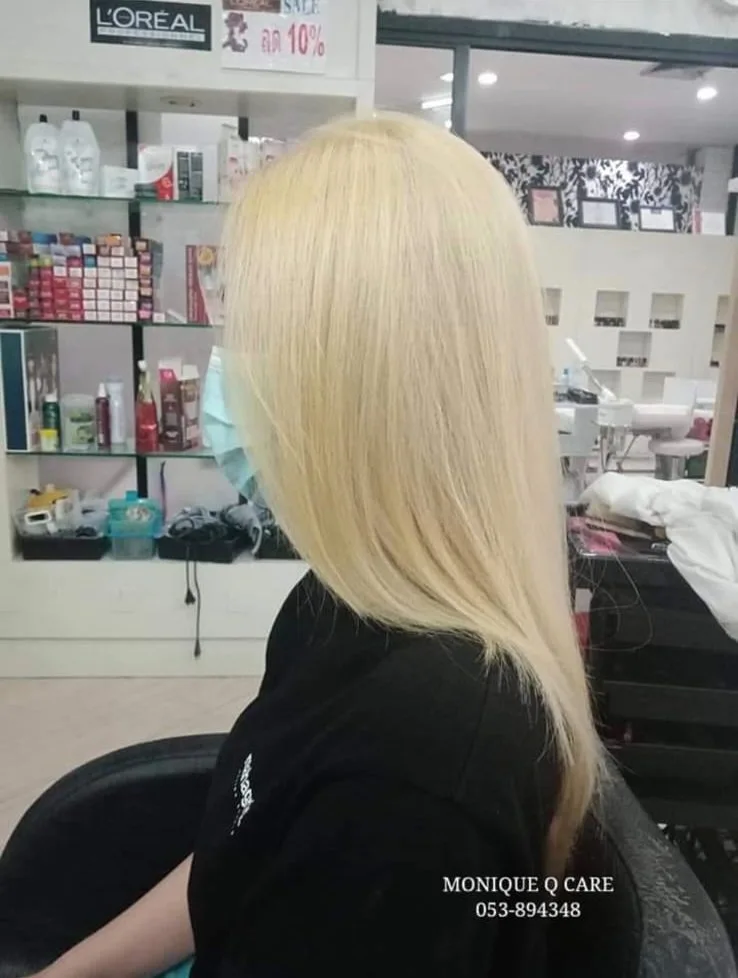 Blonde hair coloring service at Monique Q Care hair salon in Chiang Mai